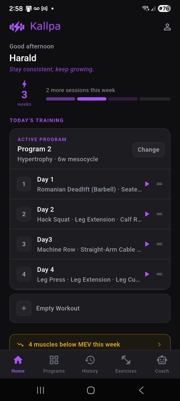 Kallpa home screen showing weekly training summary, active program, and AI coaching card
